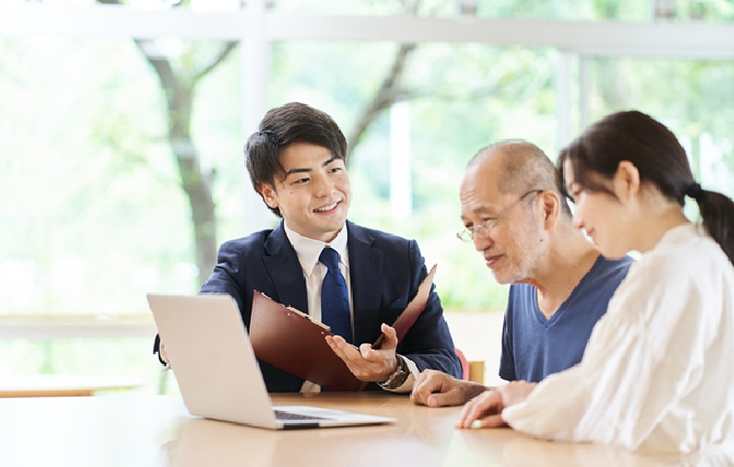 実績多数の各専門家が直接面談